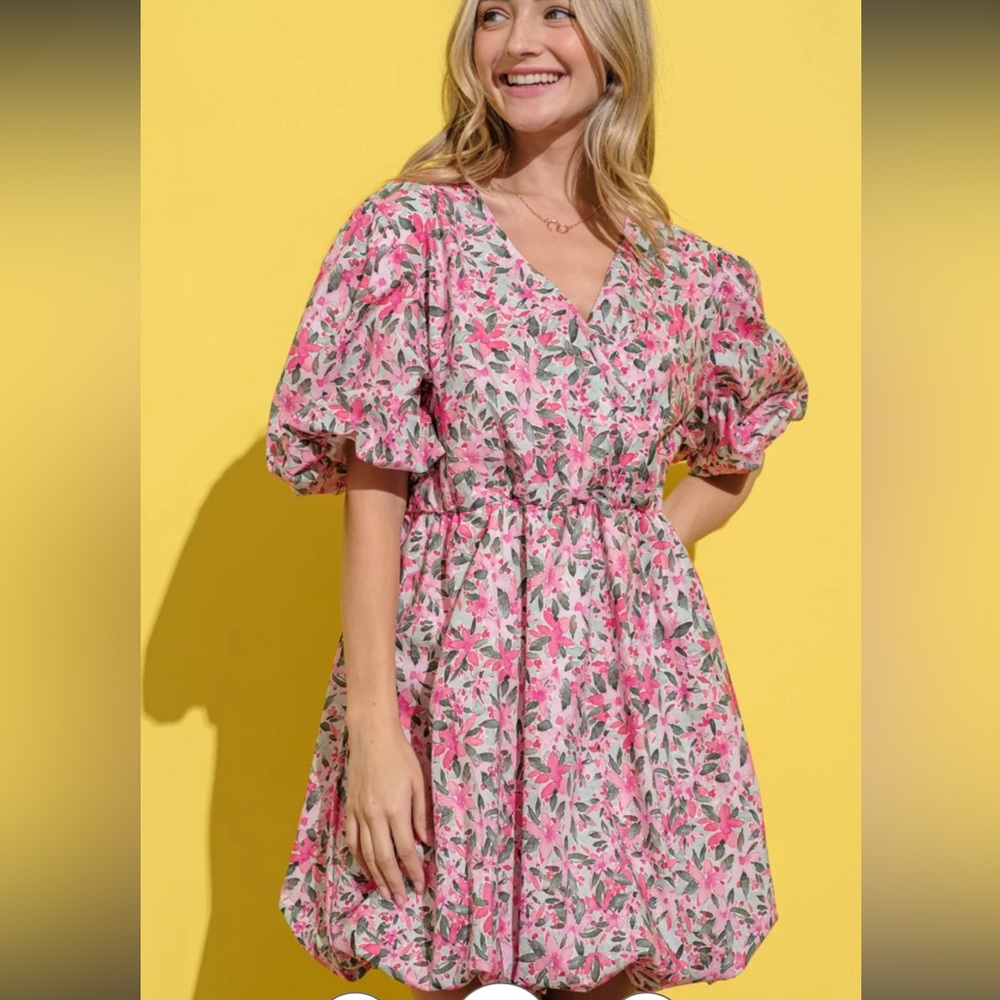 NWT Floral Puff Sleeve Bubble Dress by andthewhy